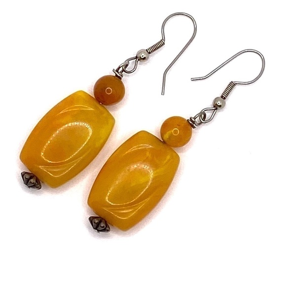 Earrings Vintage Artisan Butterscotch Swirl Lucite - Picture 2 of 8